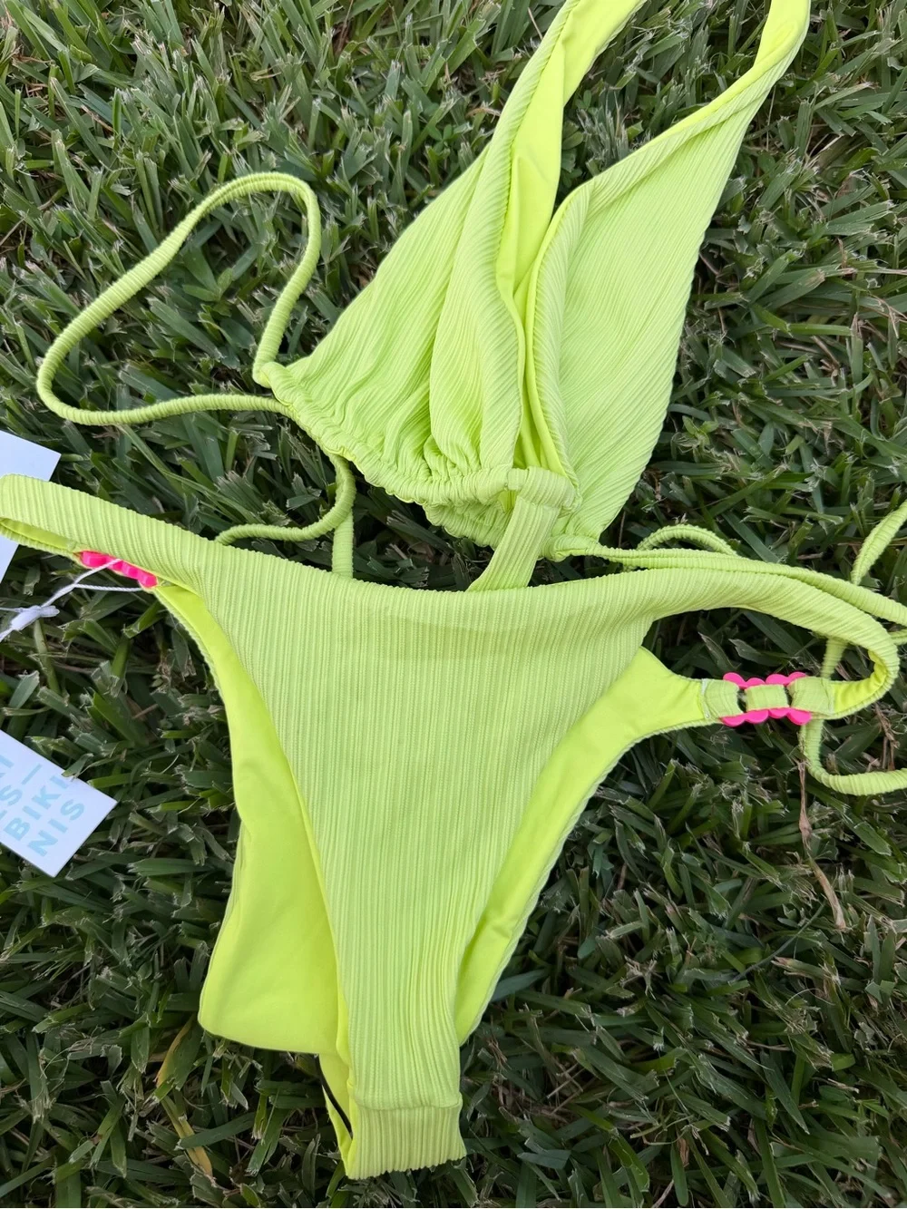 Frankies Bikinis April Plissé Monokini Kiwi One Piece NWT Large $190